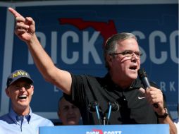 Jeb Bush, durante una visita a Miami el domingo para apoyar al gobernador Rick Scott en la carrera por la gubernatura. AFP / J. Raedle