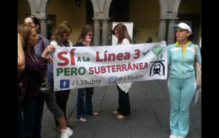 Las vecinas son atendidas, pero funcionarios explican que en el municipio no hay nada que hacer al respecto. EL INFORMADOR / V. Meléndez