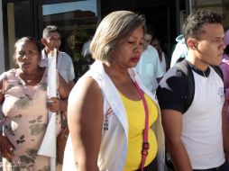 Aparentemente los padres de los 43 estudiantes salieron molestos de la reunión. SUN / J. Ríos