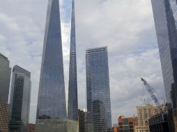 El nuevo edificio incluye cinco torres, el Memorial, un Museo, transporte público y espacio para presentaciones artísticas. AP / C. Ruttle.