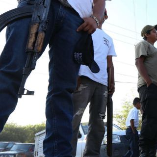 Rurales y templarios se enfrentan en Michoacán