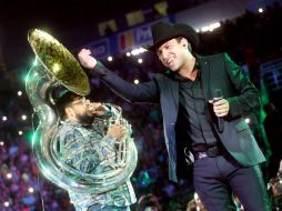 Julión Álvarez fue reconocido por su disquera por éxitos en México y Estados Unidos. EL INFORMADOR / A. Hinojosa