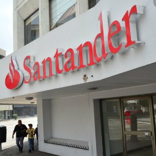 Santander ve signos de ligera recuperación económica