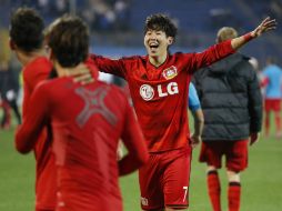 El coreano Son anotó al 68' y 73' para regresar a Alemania con el triunfo. AP / D. Lovetsky