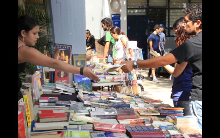 En total, participan en la feria 18 librerías de usado y antiguo de la localidad. EL INFORMADOR / ARCHIVO