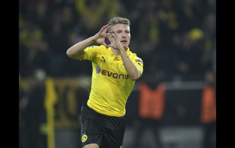 El italiano Ciro Immobile celebra el tercer gol del Dortmund en el minuto 74. AP / M. Meissner