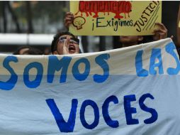 Los estudiantes realizan la jornada de paro nacional en protesta por la desaparición de 43 normalistas de Ayotzinapa. EFE / J. Méndez