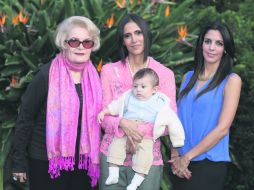 Ceci Lancaster Jones, Isabel y Ceci Sánchez Gil con el pequeño José Daniel Hermosillo. ESPECIAL / Gente Bien