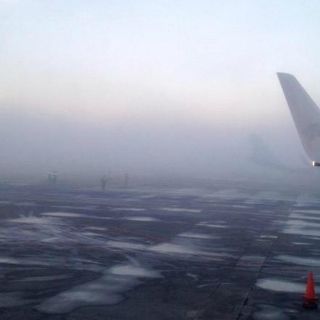 Operación en aeropuerto tapatío, afectada por neblina