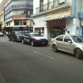 Reportan asalto bancario en el Centro de Guadalajara