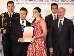 Durante la entrega del Premio Nacional de Investigación en la UNAM, el Presidente se dice convencido del respaldo de los estudiantes. SUN / A. Ojeda