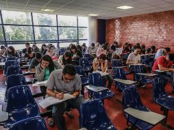 El programa de apoyo para los jóvenes está sujeto a la aprobación del Congreso del Estado en las próximas semanas. EL INFORMADOR / ARCHIVO