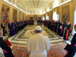 El Papa pide no caer en la tentación de habituarse a la mediocridad de los cristianos, porque su corazón se entibia. AFP /