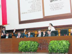 Durante dos horas se prolongó la discusión en el Ayuntamiento por el arrendamiento para renovar la mitad de lámparas del municipio. EL INFORMADOR /