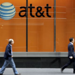 Compra AT&T a Iusacell por 2 mil 500 MDD