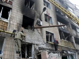 Tres militares ucranianos han muerto y otros catorce resultaron heridos en las últimas 24 horas. EFE / A. Ermochenko