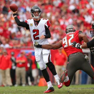 Los Halcones ganan en Tampa y rompen mala racha