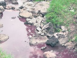 'Arroyo rojo'. Actualmente, en el Arroyo Seco permanece la coloración de sangre en el agua. EL INFORMADOR / J. Mendoza
