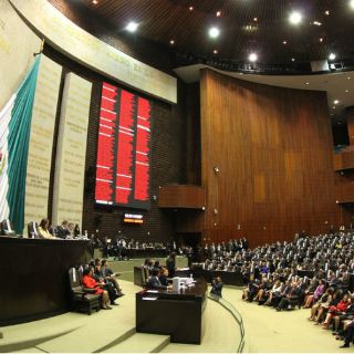 El PRD plantea reorientar el Presupuesto 2015 a la educación