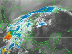Las desprendimientos nubosos de la zona de inestabilidad que se encuentra en el Océano Pacífico, favorecerán potencial de lluvias. ESPECIAL / smn.cna.gob.mx