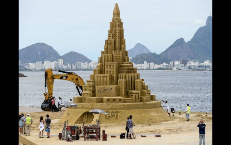 La vida del castillo será corta, pues luego de recibir el récord será demolido. AFP / Y. Chiba