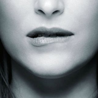 Anastasia Steele espera ansiosa al Sr. Grey