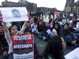 Las manifestaciones en repudio a la desaparición de los 43 jóvenes no han cesado en todo el país. SUN / ARCHIVO