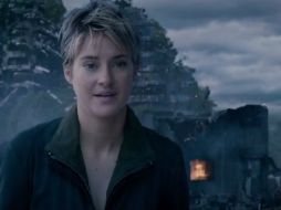 En el avance, Tris intenta salvar a su madre. YOUTUBE / The Divergent Series