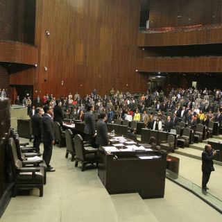 Comisión de diputados analiza Presupuesto 2015