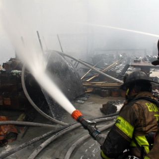 Incendio en domicilio revela narcolaboratorio en Tonalá