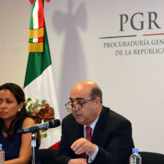 Morena pide juicio político contra Murillo Karam