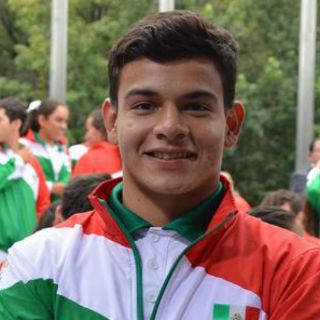 Entregan Premio Estatal del Deporte 2014