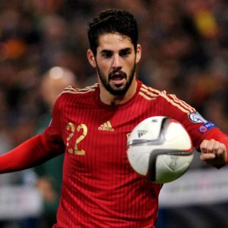 España golea a Bielorrusia