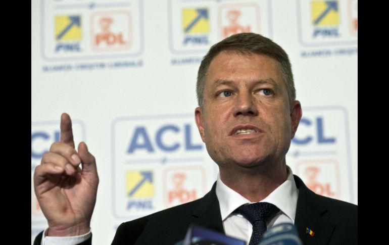 El funcionario subraya que su mandato se basará en la razón y en el diálogo, 'no se trata de una Rumanía de conflicto ni de venganza'. AFP / D. Mihailescu