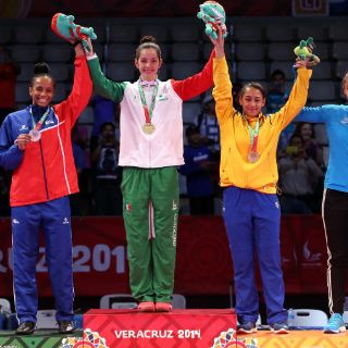 Victoria Heredia, monarca del taekwondo en JCC