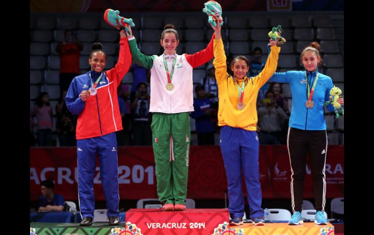 Victoria sólo marcó la distancia para imponerse por marcador de 12-5 y colgarse la medalla de oro. NTX / J. Arciga