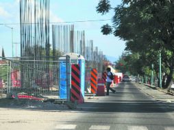 La construcción de la Línea 3 del Tren Ligero avanza,pero es necesario planear los espacios que quedarán debajo de los tramos elevados. EL INFORMADOR / A. Hinojosa