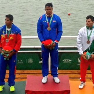 México suma tres bronces en kayak de JCC 2014