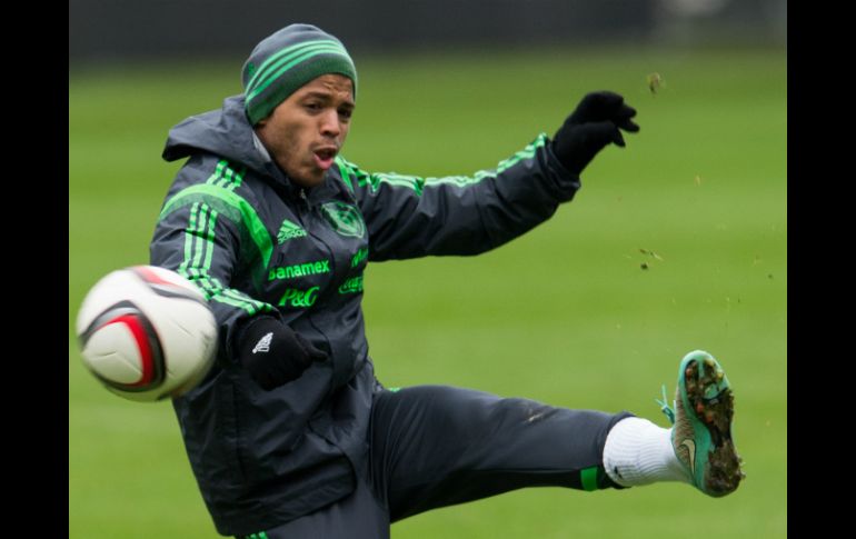 'Gio' saltará a la cancha en Borisov como líder del Tricolor. MEXSPORT / J. Martínez