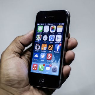 Apple lanza versión de iOS para 'viejos' dispositivos