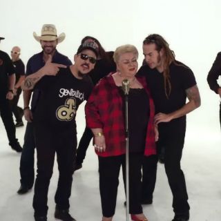 Paquita la del Barrio y Genitallica arrancarán gira juntos