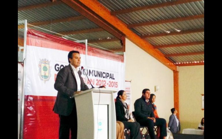 Héctor Robles, en el evento de entrega de apoyos a las dos mil 900 mujeres de Lomas de Tabachines. TWITTER / @zapopanprensa