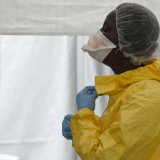 Ébola, lo más duro que he visto: médico cubano