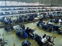 Existen mil 399 maquiladoras, recintos fiscales y establecimientos de la industria automotriz terminal que no han hecho el trámite. EL INFORMADOR / ARCHIVO