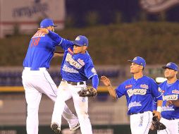 Un par de dobletes en la quinta entrada le dieron la victoria a los de Jalisco. EL INFORMADOR / M. Vargas