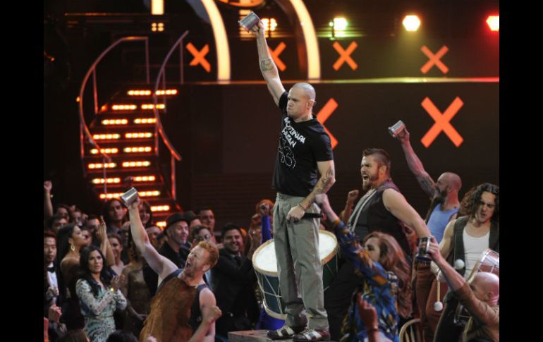 René Pérez, de Calle 13, se encargó de abrir el espectáculo. AP / C. Pizzello