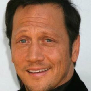 Rob Schneider se burla de Angélica Rivera