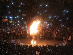 La procuraduría capitalina recibe a 16 de los arrestados; la PGR a 15. EFE / M. Guzmán
