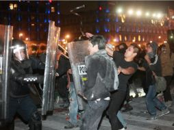 El nuevo ómbudsman nacional asegura que la policía contuvo las expresiones de violencia en la marcha de ayer. EFE / S. Gutiérrez