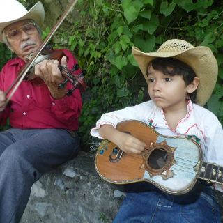 Con música y baile inauguran XIX Festival de la Huasteca